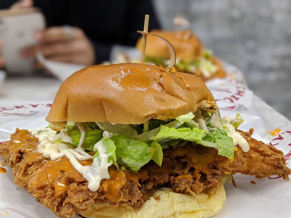 Chickys | restaurant | 248-43 Jericho Turnpike, Jamaica, NY 11426, USA | 7183473300 OR +1 718-347-3300