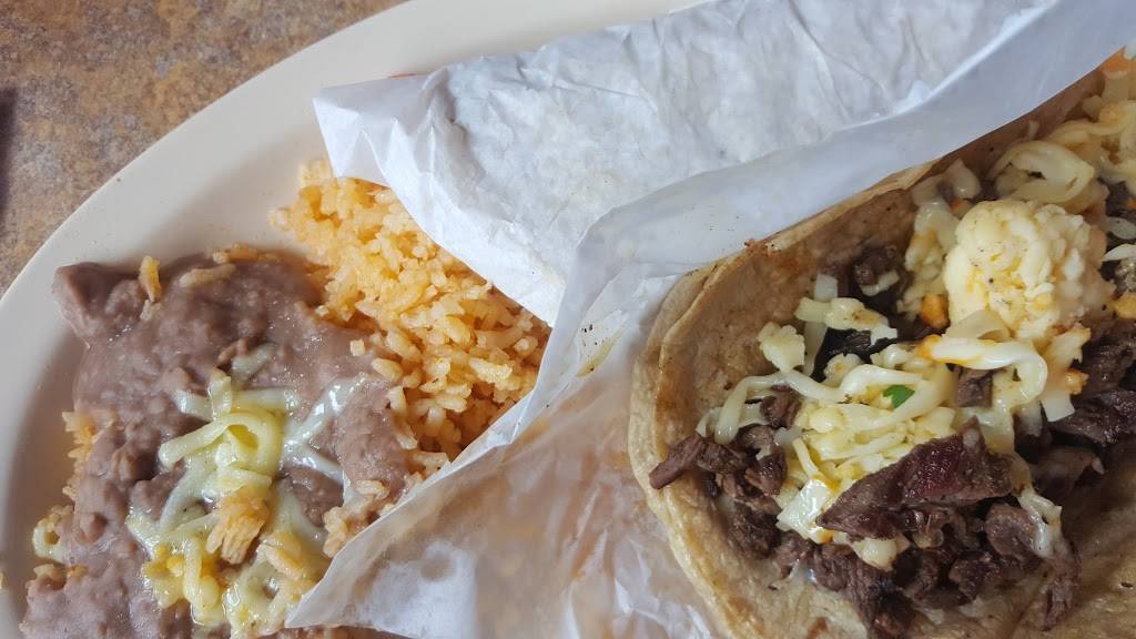 Zacatacos | restaurant | 5925 S Pulaski Rd, Chicago, IL 60629, USA | 7735819481 OR +1 773-581-9481