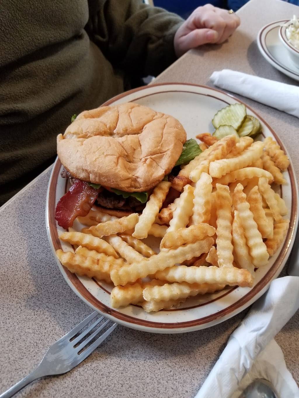 Getty Street Grill | restaurant | 1572 S Getty St, Muskegon, MI 49442, USA | 2317736388 OR +1 231-773-6388