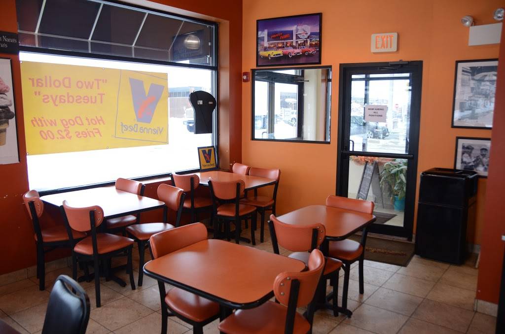 Nanas Hotdogs Of Elmhurst | restaurant | 582 W Lake St, Elmhurst, IL 60126, USA | 6303593507 OR +1 630-359-3507