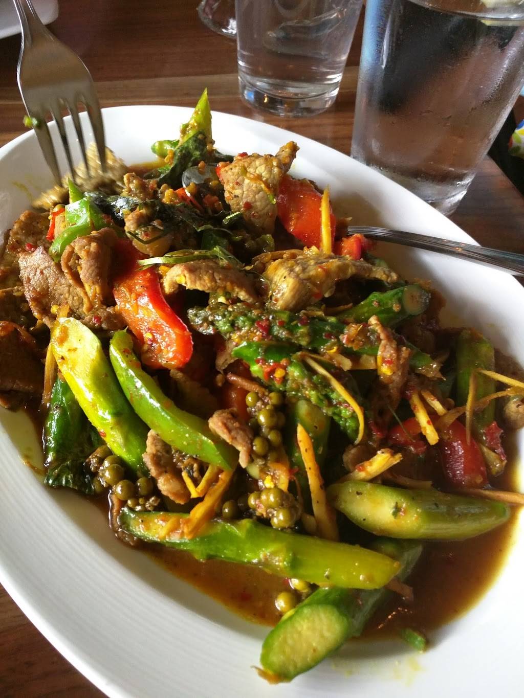 Sukho Thai | restaurant | 5498 College Ave, Oakland, CA 94618, USA | 5104208600 OR +1 510-420-8600