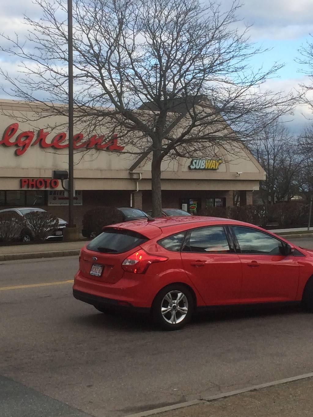 Subway | restaurant | 836 Pleasant St, New Bedford, MA 02740, USA | 5089994670 OR +1 508-999-4670