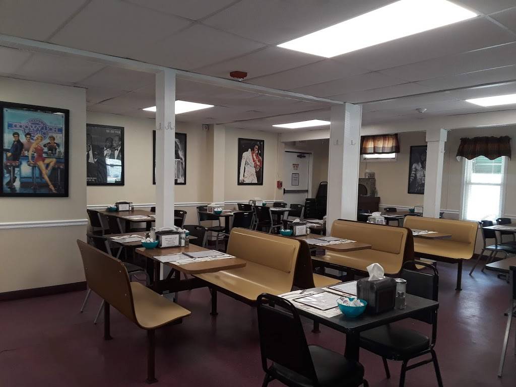 Bettys Restaurant | restaurant | 1137 Charles St, North Providence, RI 02904, USA | 4017247993 OR +1 401-724-7993