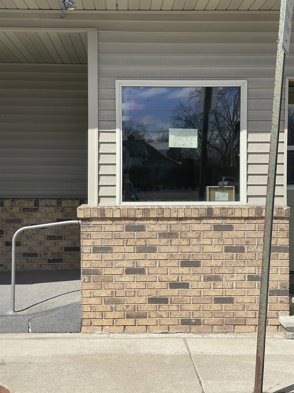 Vibe~Out Nutrition | restaurant | 404 W Main St, Merrill, WI 54452, USA | 7157220098 OR +1 715-722-0098