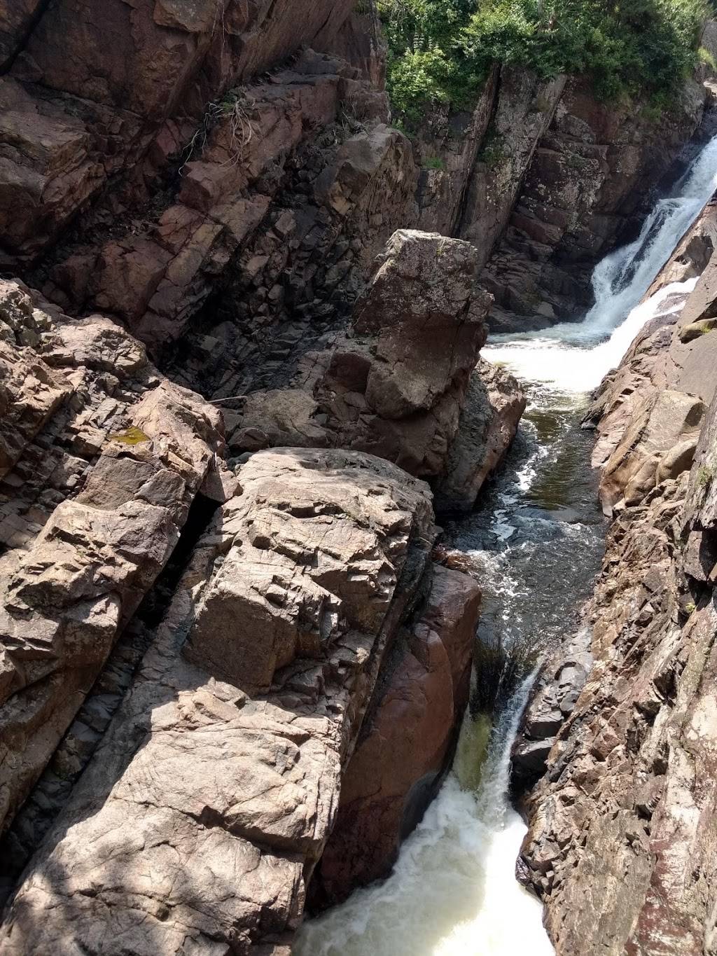 High Falls Gorge | cafe | 4761 NY-86, Wilmington, NY 12997, USA | 5189462278 OR +1 518-946-2278