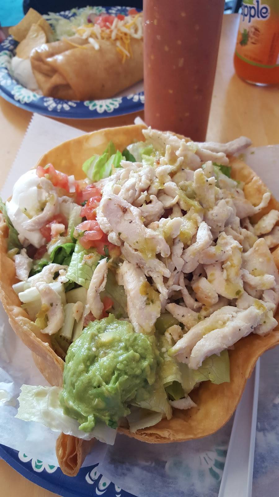 Macho Nacho | restaurant | 76 Morris St, Morristown, NJ 07960, USA | 9735382022 OR +1 973-538-2022