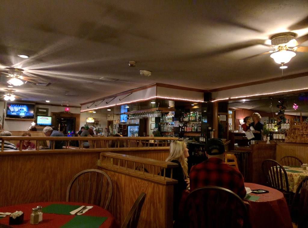 Carriage House Restaurant | restaurant | 660 Spring St, Winchendon, MA 01475, USA | 9782971089 OR +1 978-297-1089