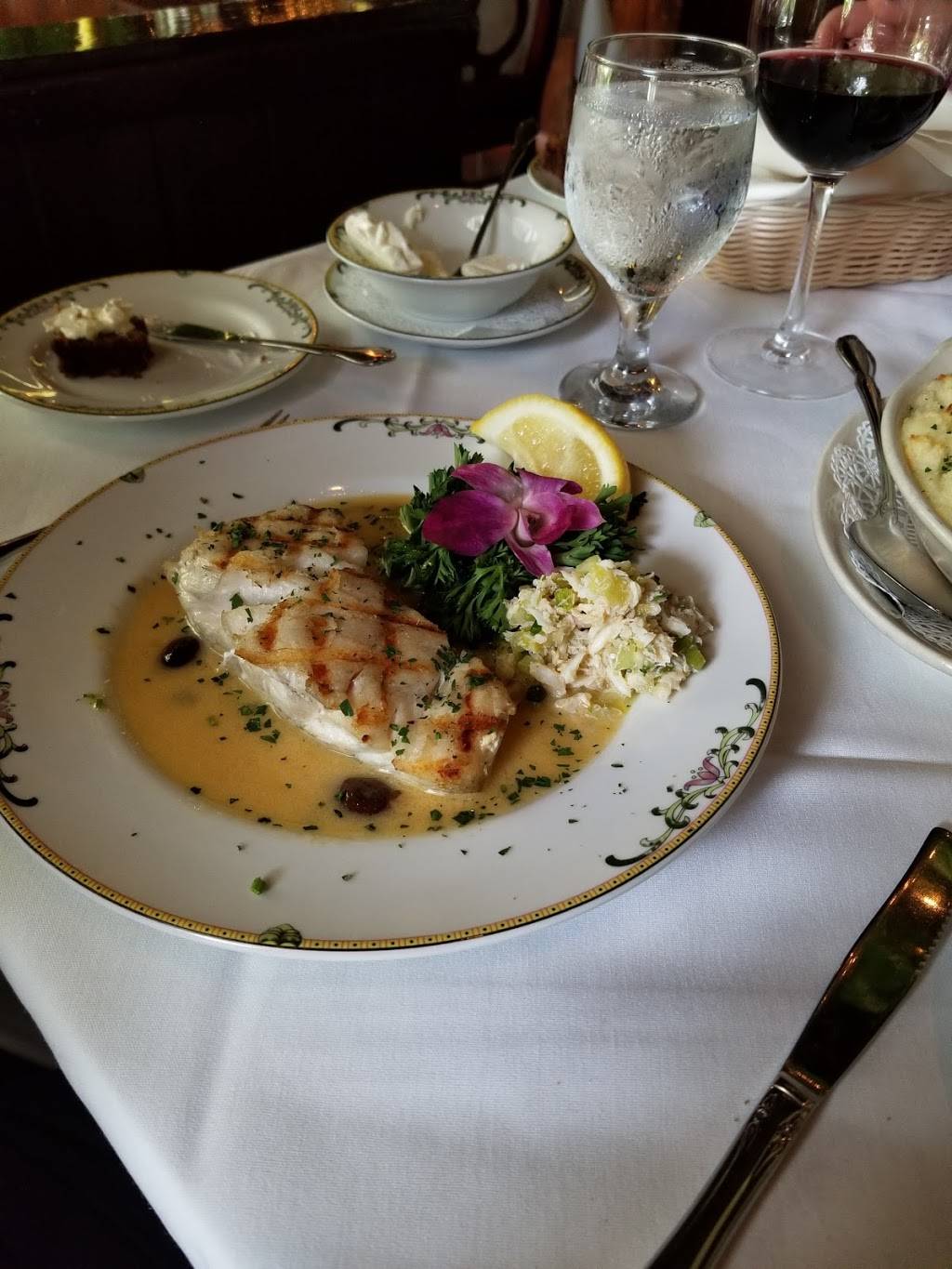 Euphemia Haye Restaurant & The Haye Loft | night club | 5540 Gulf of Mexico Dr, Longboat Key, FL 34228, USA | 9413833633 OR +1 941-383-3633