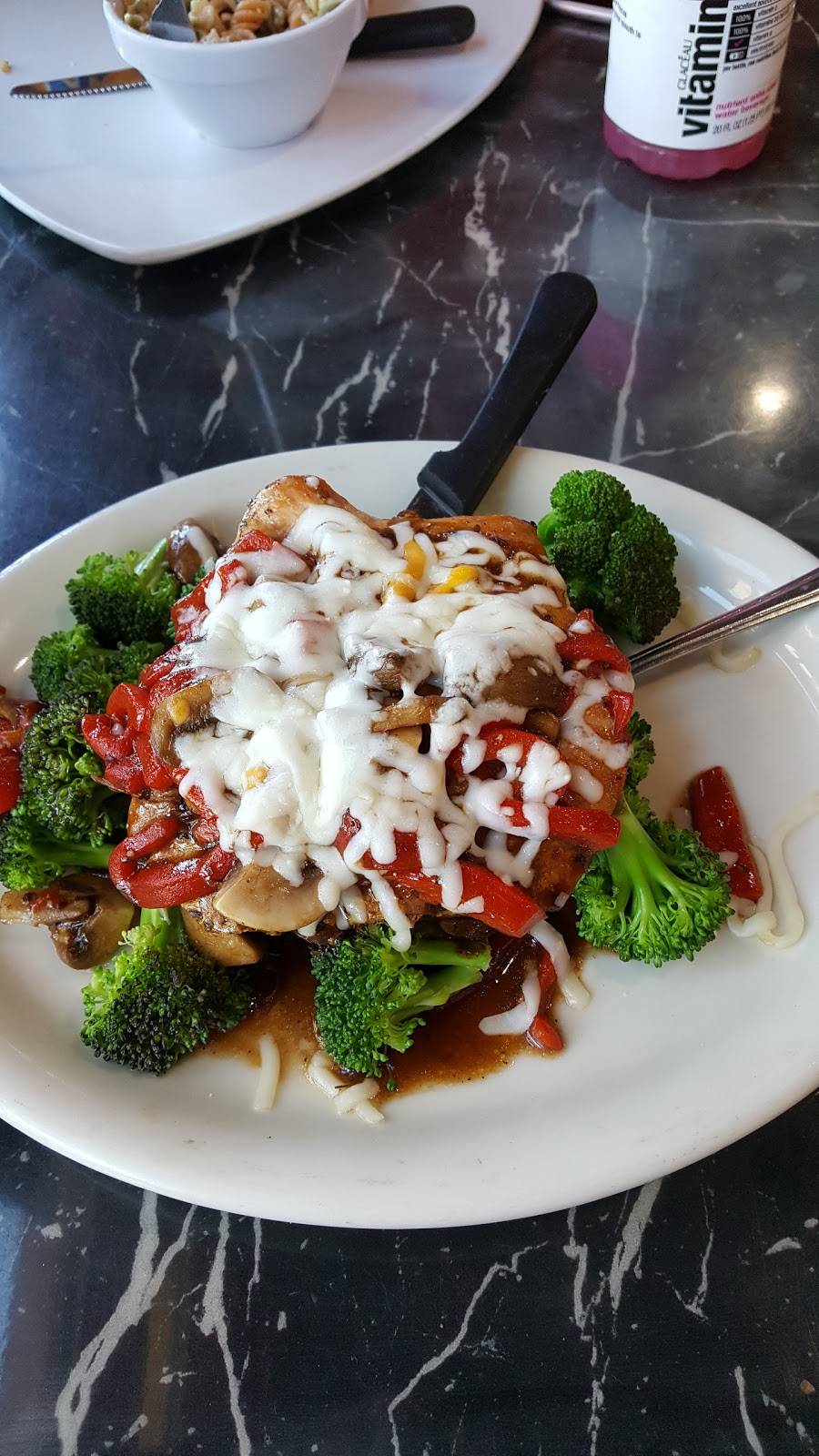 Muscle Maker Grill | restaurant | 4621 Golf Course Rd, Antioch, CA 94531, USA | 9259789246 OR +1 925-978-9246