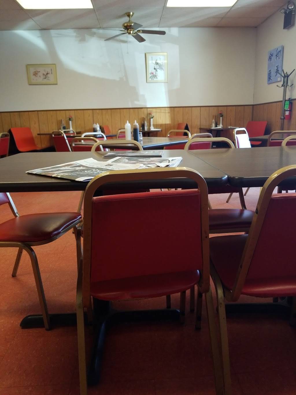 China House | restaurant | 2 IL-59, Warrenville, IL 60555, USA | 6303933828 OR +1 630-393-3828