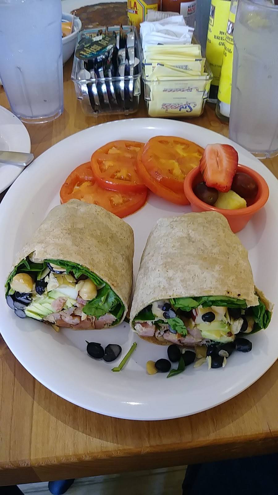 Skillets | restaurant | 13300 S Cleveland Ave, Fort Myers, FL 33907, USA | 2392372916 OR +1 239-237-2916