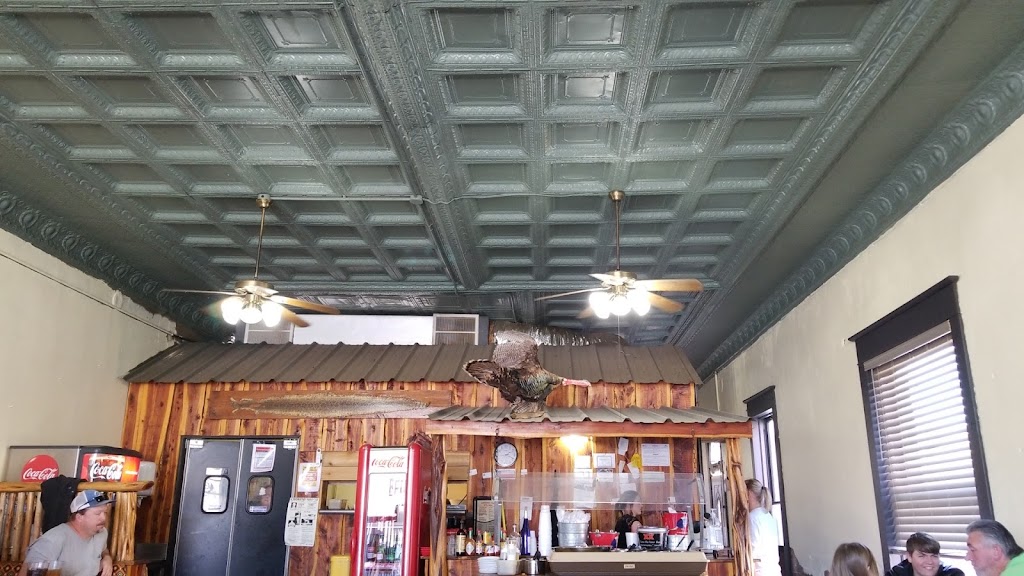 Backwoods Texas Style Grill | restaurant | 108 S Main St, Cross Plains, TX 76443, USA | 2542700684 OR +1 254-270-0684