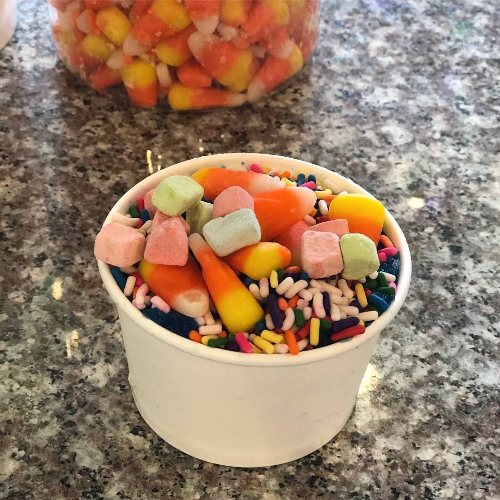 Vaylas Gourmet Shaved Ice | restaurant | 8888 SW 136th St, Miami, FL 33176, USA | 3057914423 OR +1 305-791-4423