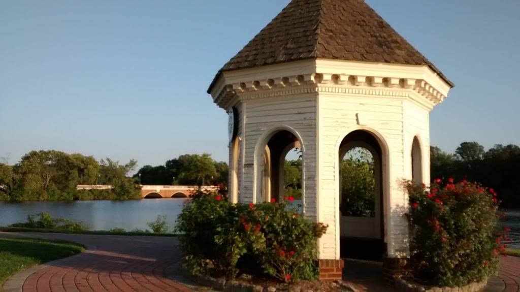 McGlynns Pub | restaurant | 800 N State St, Dover, DE 19901, USA | 3026740144 OR +1 302-674-0144