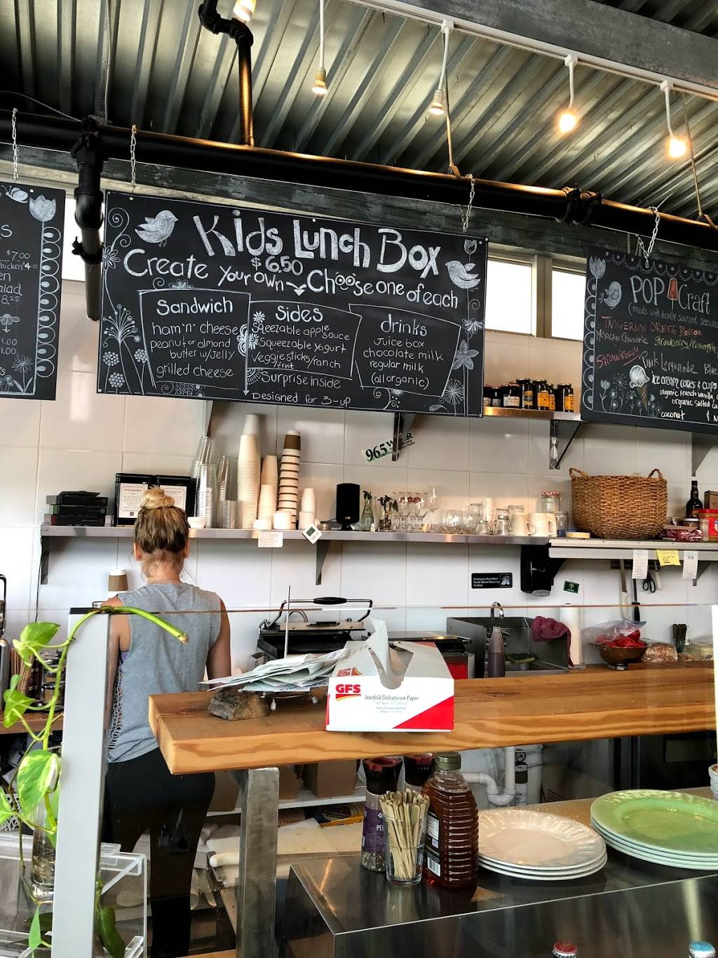 Cafe in the Park | restaurant | 2010 Adams Ln, Sarasota, FL 34237, USA | 9413613032 OR +1 941-361-3032