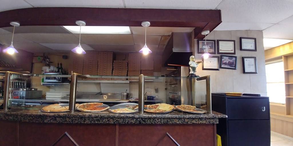 Carusos Pizza & Pasta Italian Eatery | restaurant | 120 E Market St, Georgetown, DE 19947, USA | 3028567666 OR +1 302-856-7666