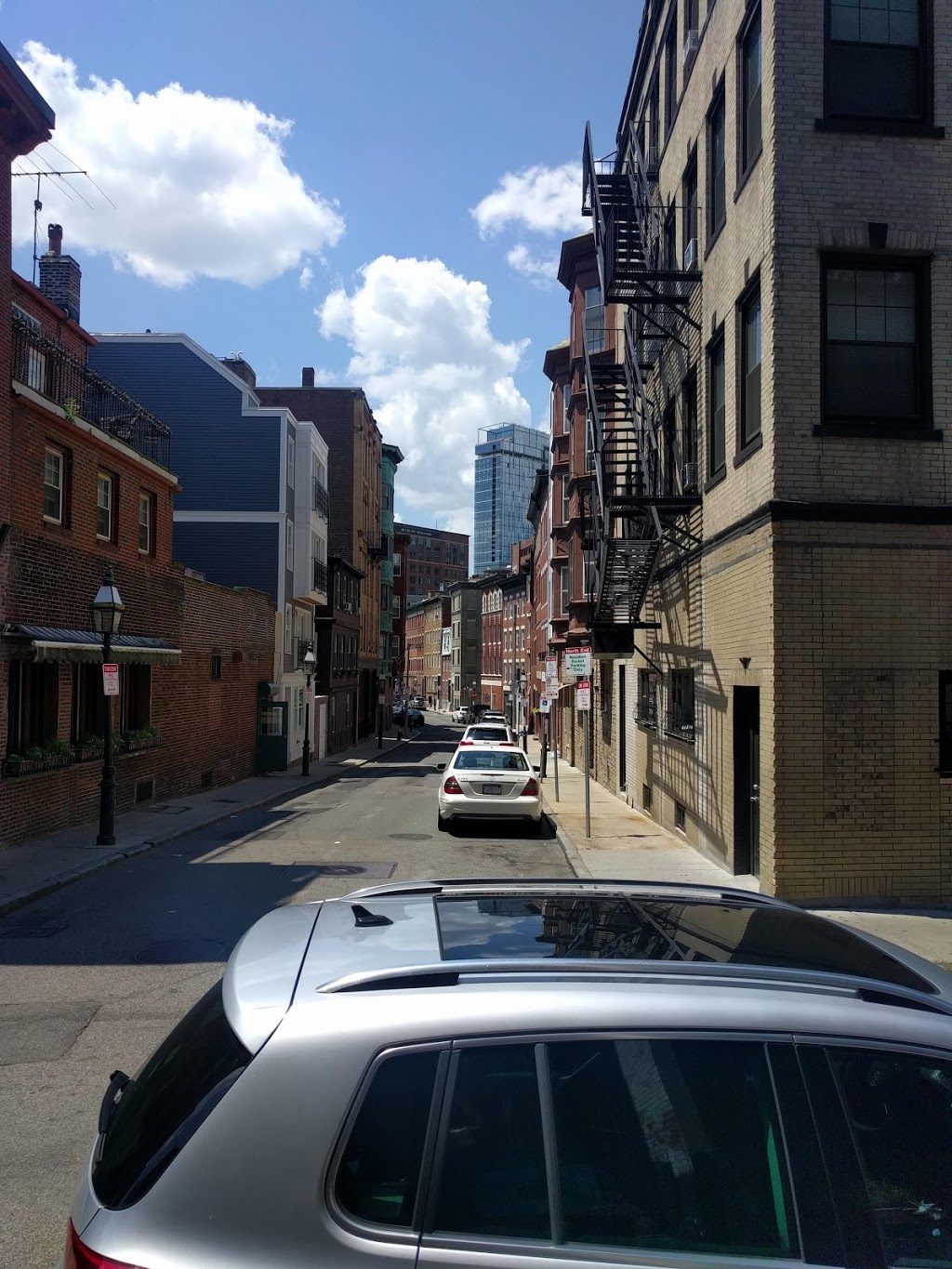 La Famiglia Giorgios Restaurant | restaurant | 112 Salem St, Boston, MA 02113, USA | 6173676711 OR +1 617-367-6711