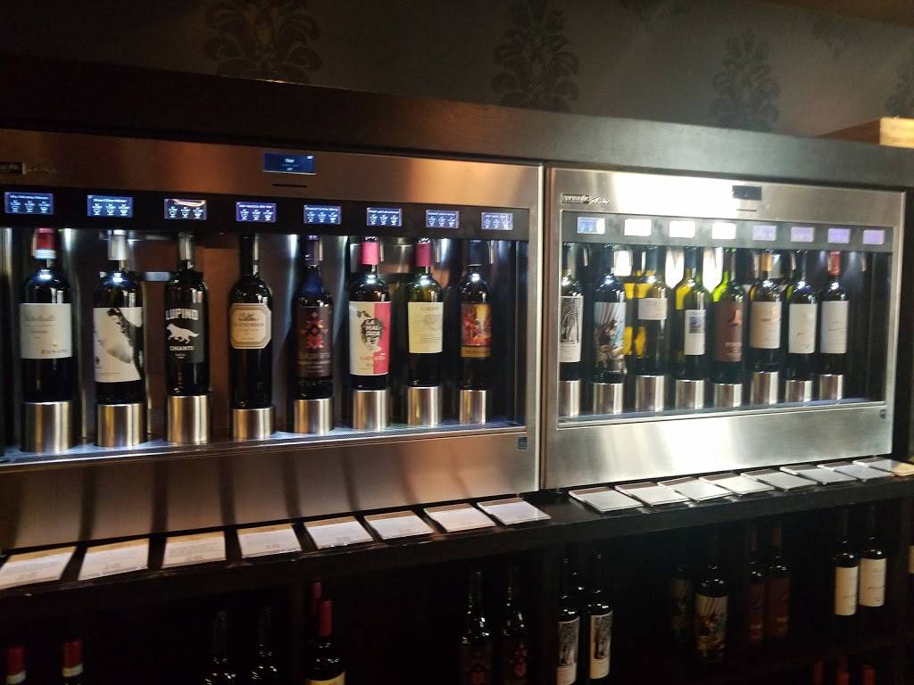 Vinue Food and Wine Bar | restaurant | 2817 E 3rd Ave, Denver, CO 80206, USA | 7202871156 OR +1 720-287-1156