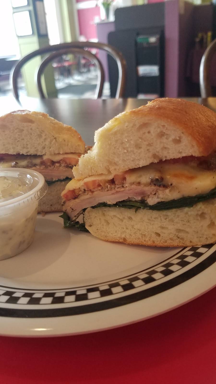 Tastebuds | restaurant | 1400 E 30th St, Cleveland, OH 44114, USA | 2163441770 OR +1 216-344-1770