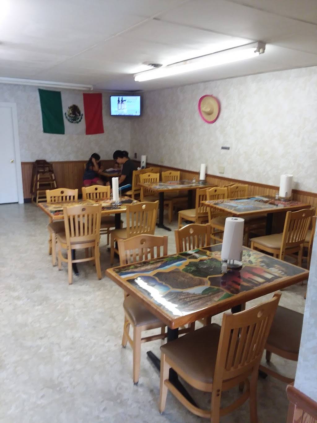 Taco’s Nacho’s | restaurant | 224 S Main St, Bryan, OH 43506, USA | 4195518965 OR +1 419-551-8965