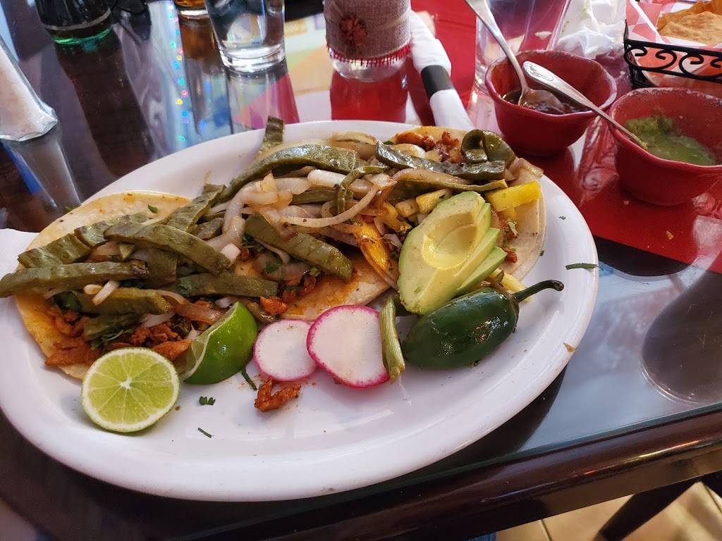 Los Gallos | restaurant | 951 Wolf St, Philadelphia, PA 19148, USA | 2155511245 OR +1 215-551-1245