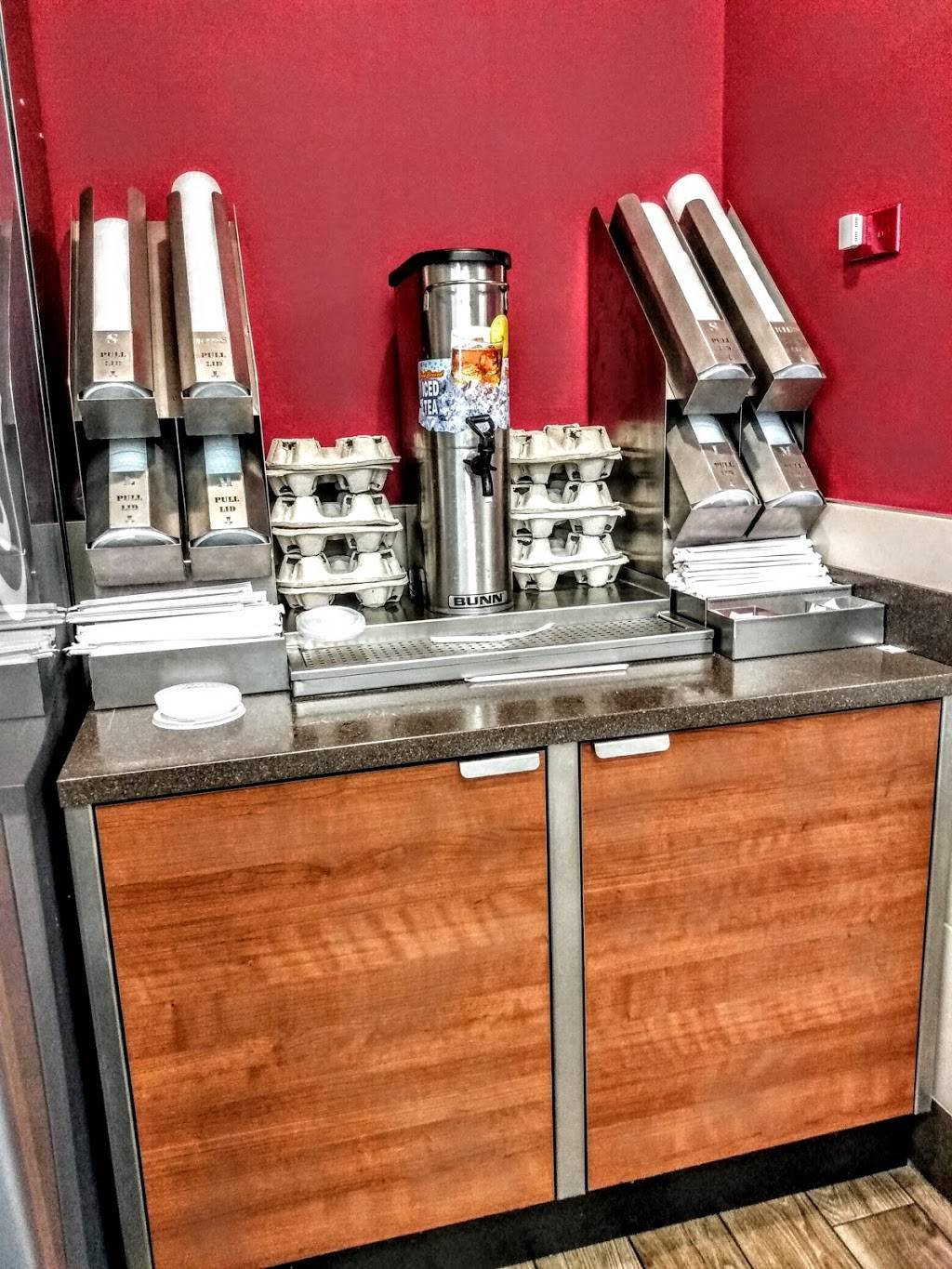 Wendys | restaurant | 3995 S Durango Dr, Las Vegas, NV 89147, USA | 7028389158 OR +1 702-838-9158