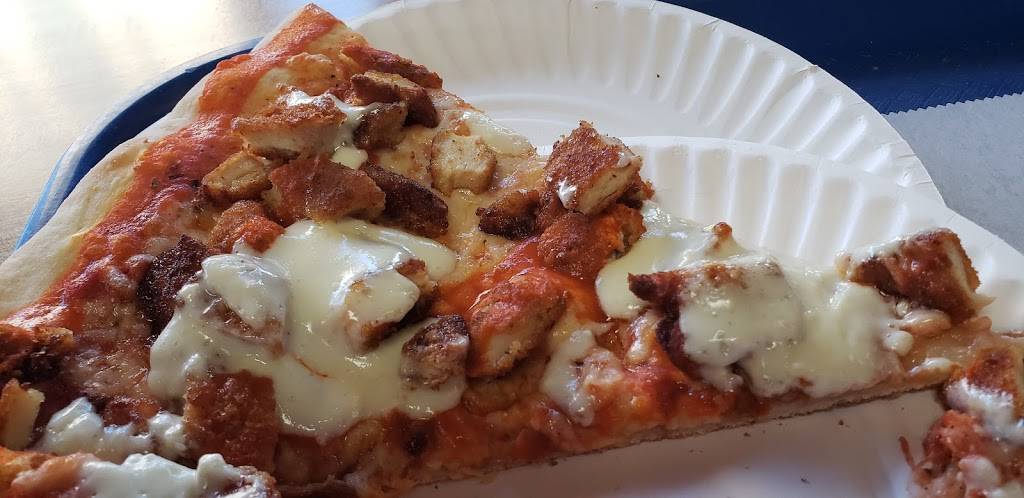 Queen Pizza & Deli | restaurant | 938 Broad St, Newark, NJ 07102, USA | 9738021661 OR +1 973-802-1661