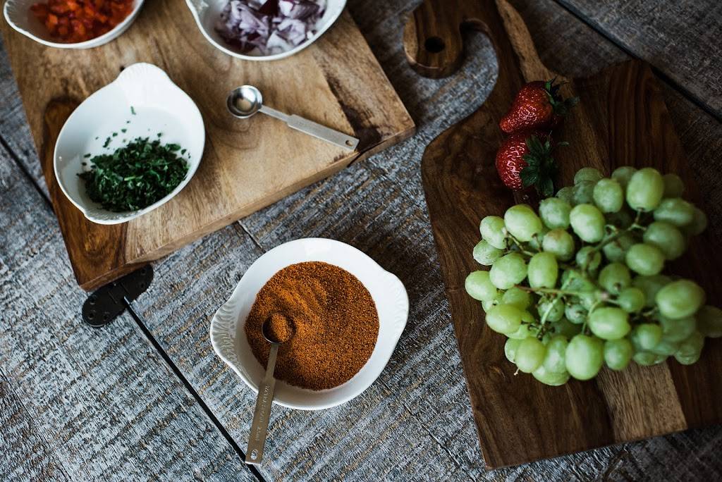 The Dinner Bell | restaurant | 475 Miralago Shore Dr, Cottleville, MO 63376, USA | 6363877377 OR +1 636-387-7377