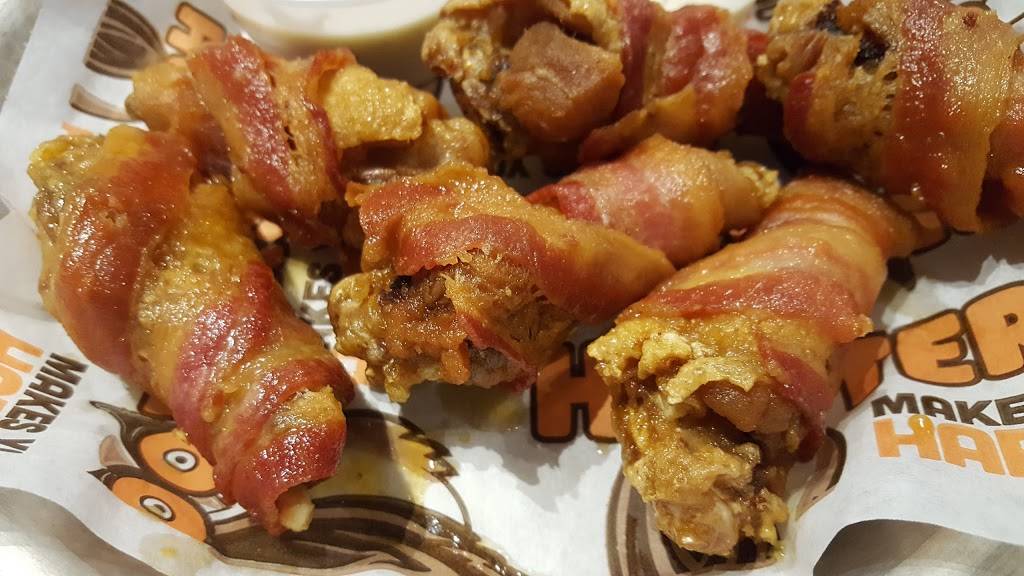 Hooters | meal takeaway | 6411 NW Barry Rd N, Kansas City, MO 64154, USA | 8165848900 OR +1 816-584-8900