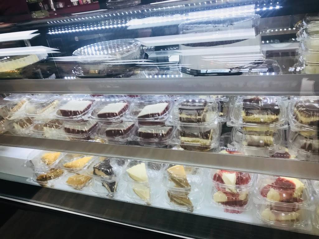 Four Brothers Eatery | restaurant | 1524 E Fowler Ave, Tampa, FL 33612, USA | 8135747302 OR +1 813-574-7302