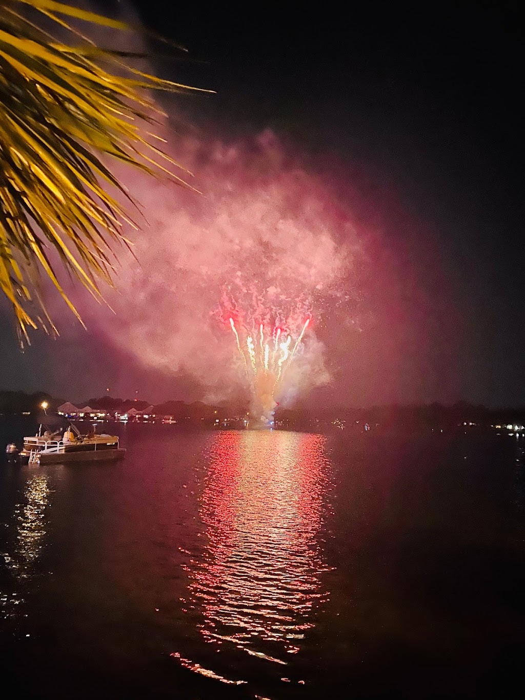 AJs on the Bayou | restaurant | 200 Eglin Pkwy NE, Fort Walton Beach, FL 32547, USA | 8502267579 OR +1 850-226-7579