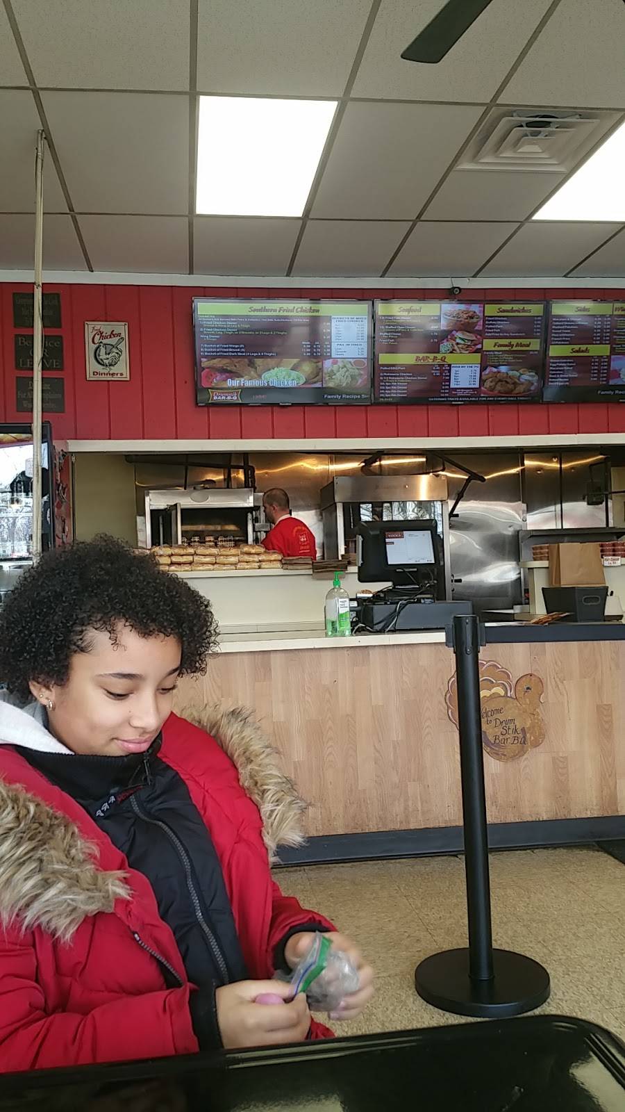 Drumstik Bar-B-Q | restaurant | 4189 Main St, Bridgeport, CT 06606, USA | 2033746151 OR +1 203-374-6151