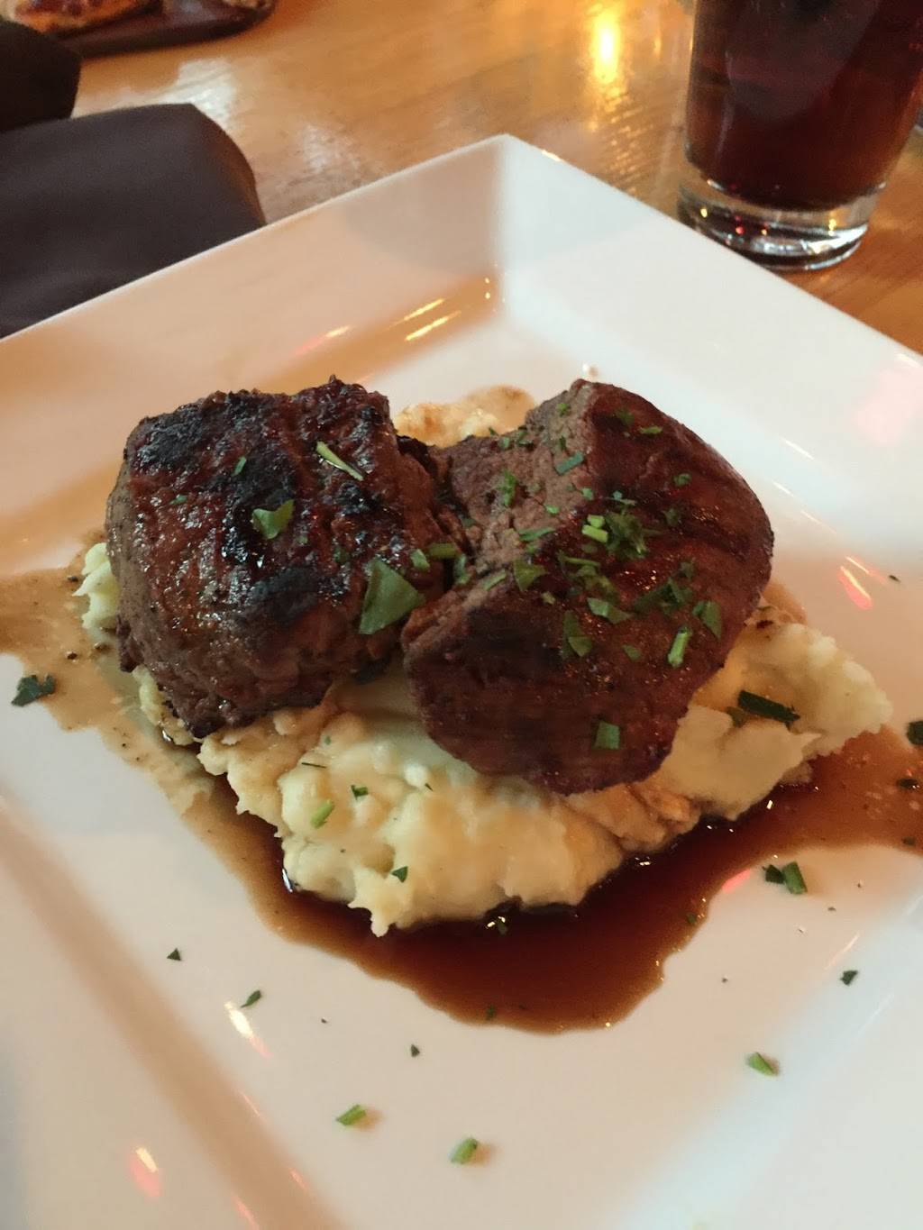 Talleys | restaurant | 31 S Prospect Ave, Clarendon Hills, IL 60514, USA | 6309087295 OR +1 630-908-7295