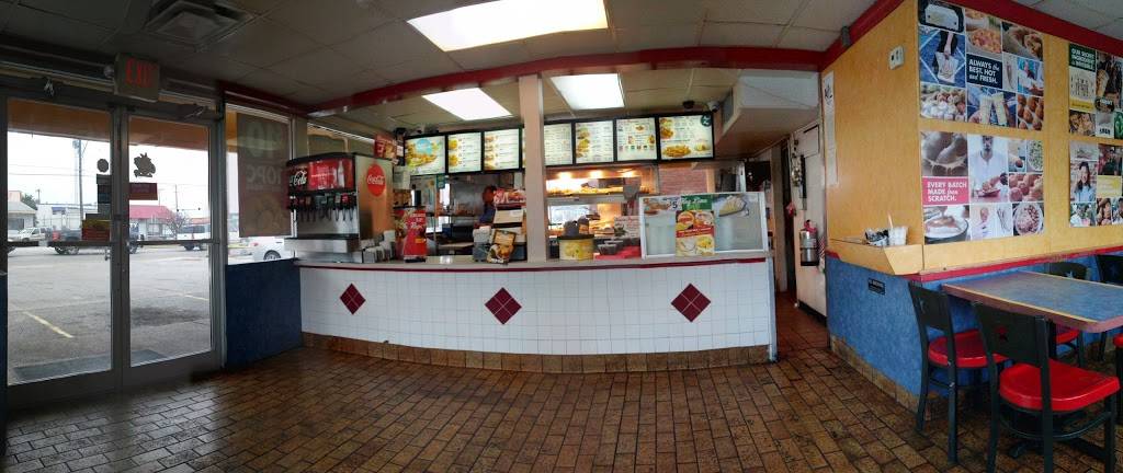 Churchs Chicken | restaurant | 2431 Basse Rd, San Antonio, TX 78213, USA | 2103441422 OR +1 210-344-1422