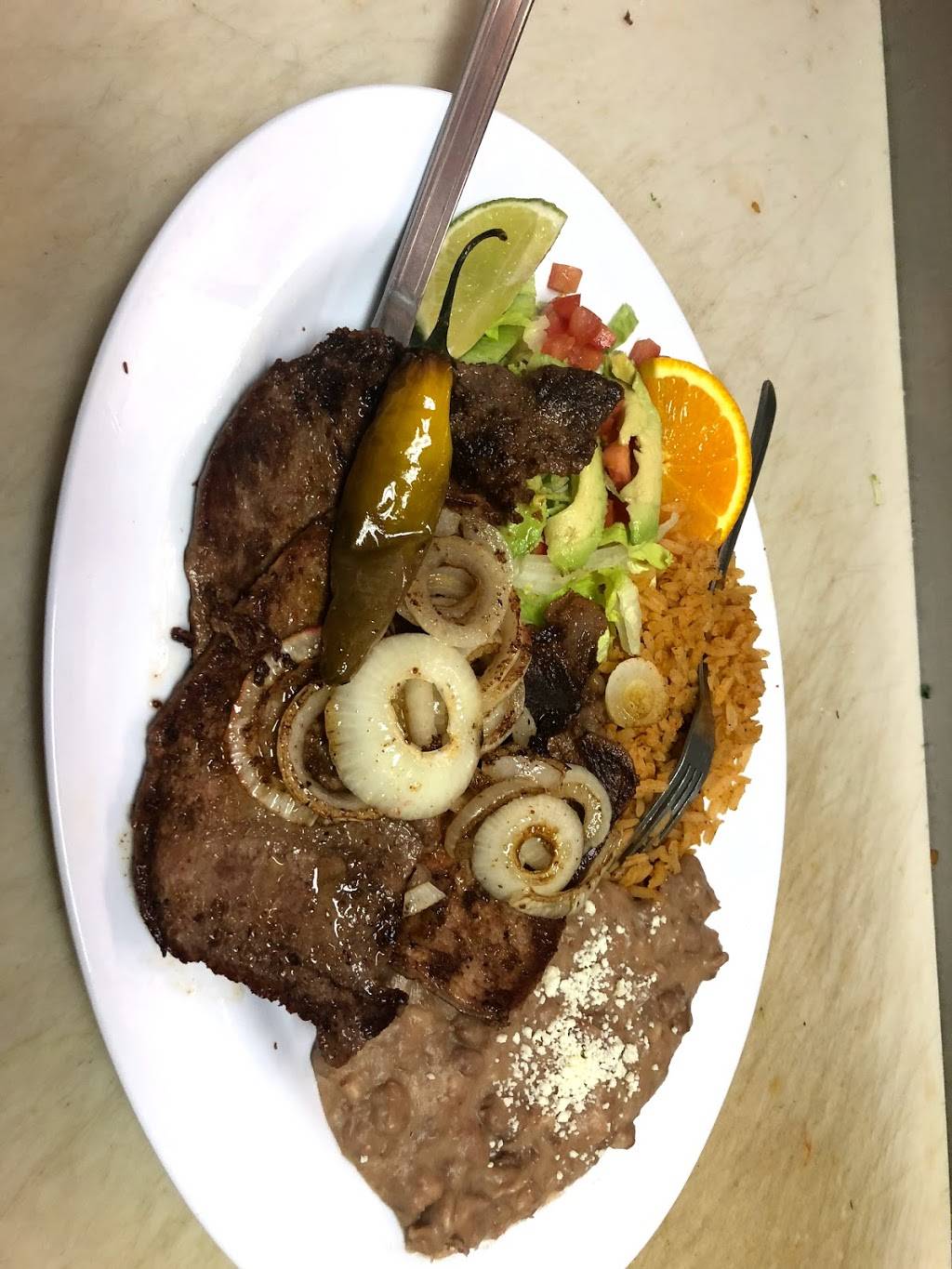 Molcajetes Apatzingan | restaurant | 5701 Franklin Blvd # A, Sacramento, CA 95824, USA | 9164287844 OR +1 916-428-7844