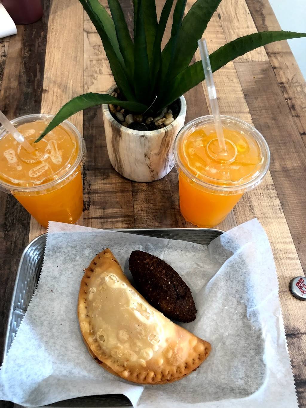 Santias Bakery | restaurant | 3381 Washington St, Boston, MA 02130, USA | 6174774288 OR +1 617-477-4288