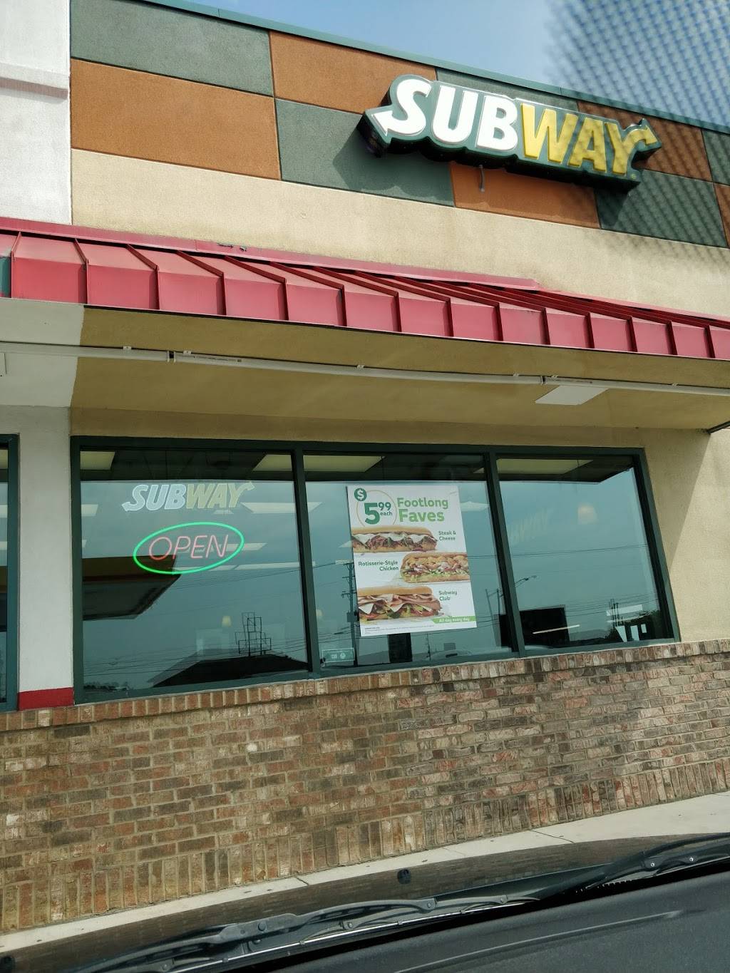 Subway Restaurants | restaurant | 500 E State St, Botkins, OH 45306, USA | 9376933060 OR +1 937-693-3060