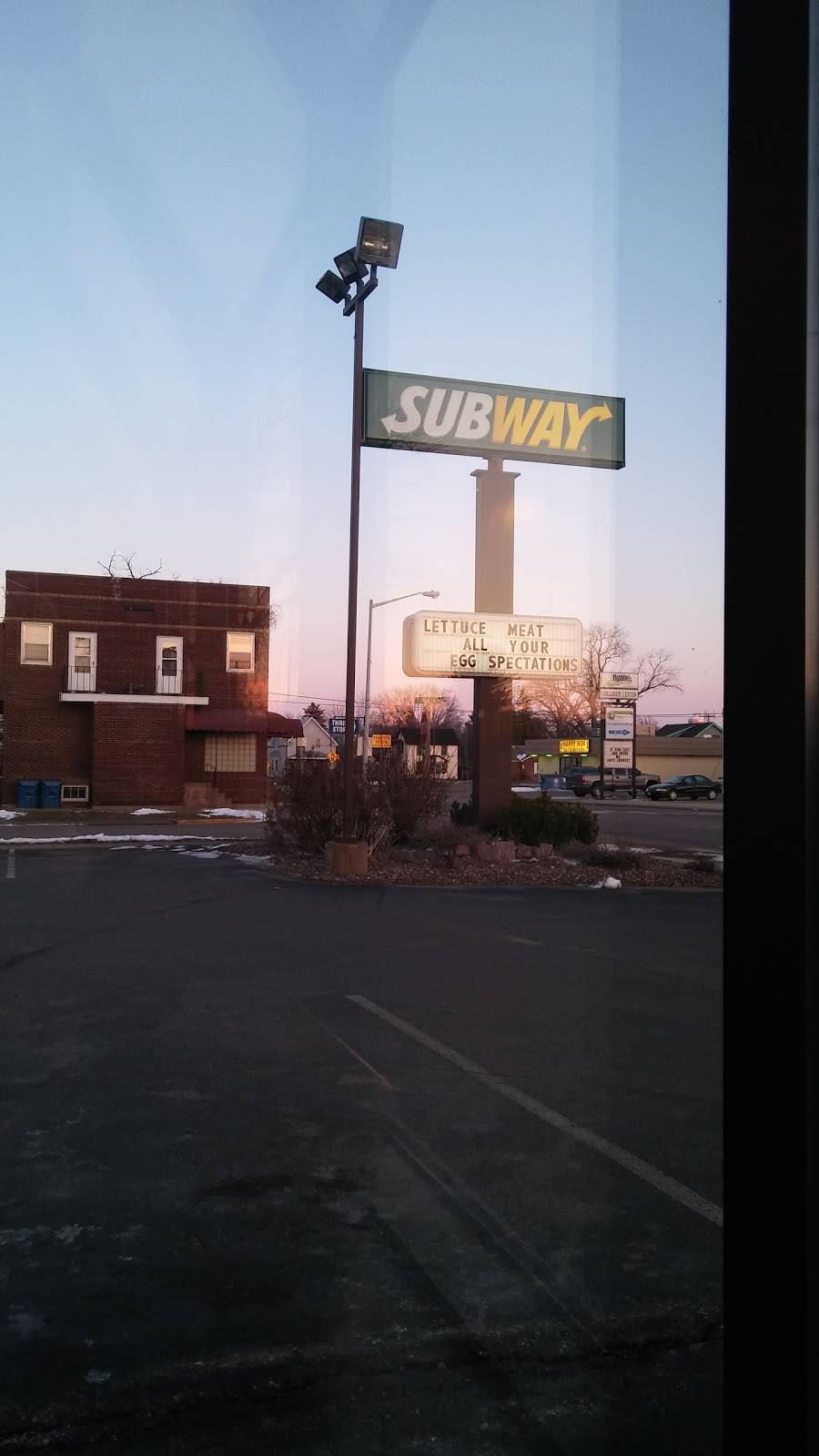 Subway | restaurant | 335 E Division Ave, Barron, WI 54812, USA | 7155376600 OR +1 715-537-6600
