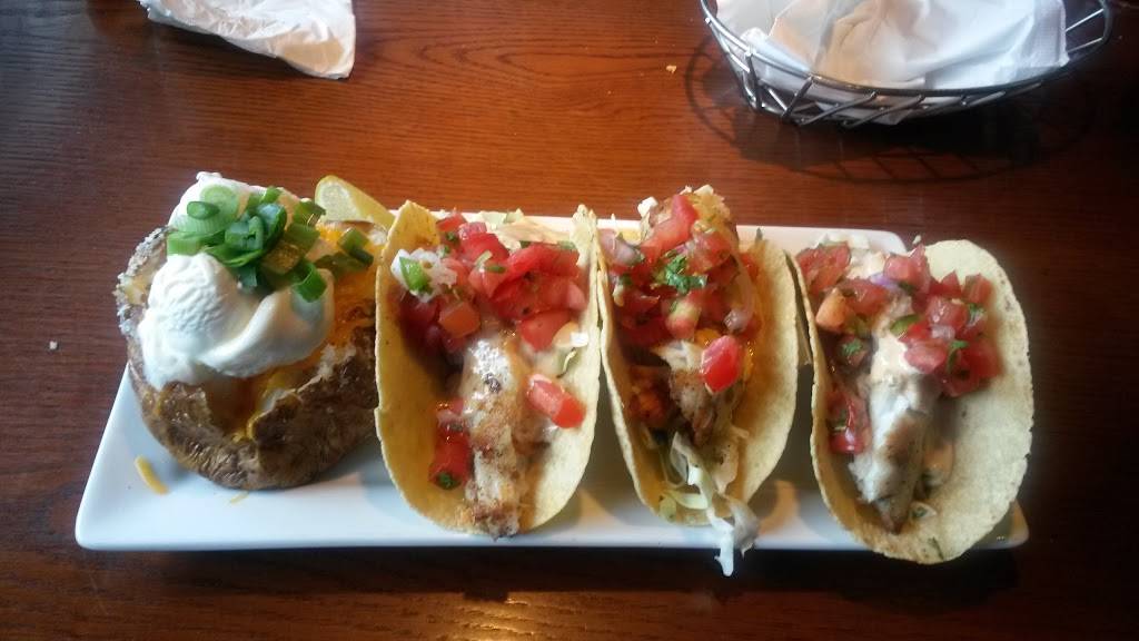 Red Lobster | restaurant | 3552 E Colonial Dr, Orlando, FL 32803, USA | 4078963657 OR +1 407-896-3657