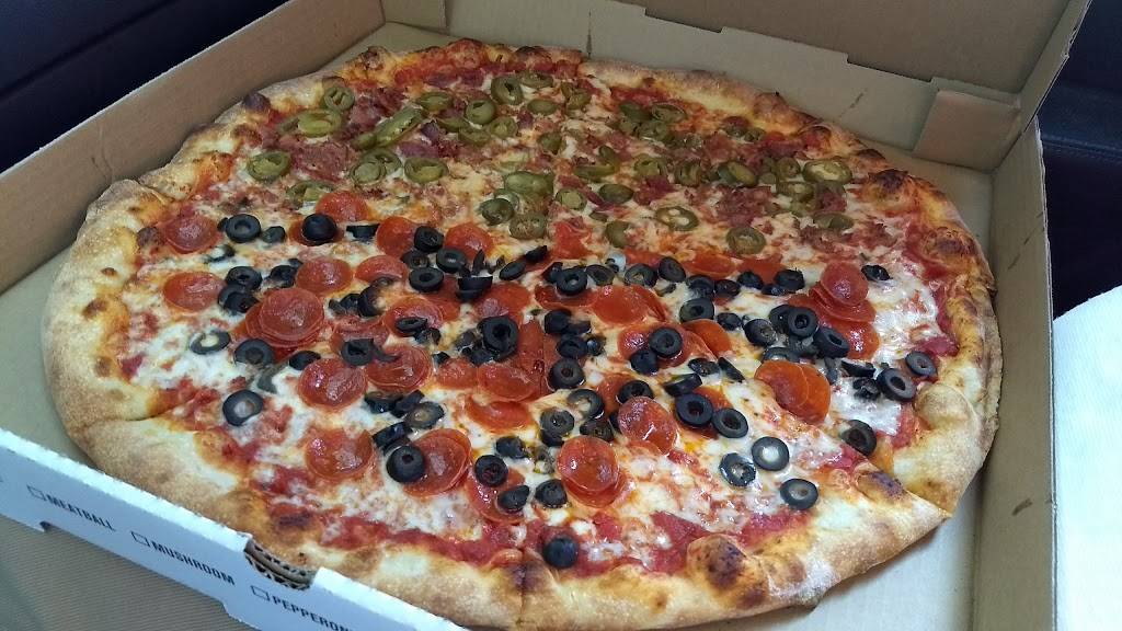 CS New York Pizza | restaurant | 1020 Rockville Pike, Rockville, MD 20852, USA | 3012983650 OR +1 301-298-3650