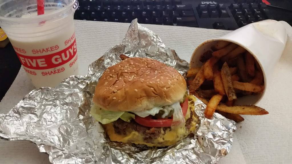Five Guys | meal takeaway | 46220 Potomac Run Plaza, Sterling, VA 20164, USA | 5712677401 OR +1 571-267-7401
