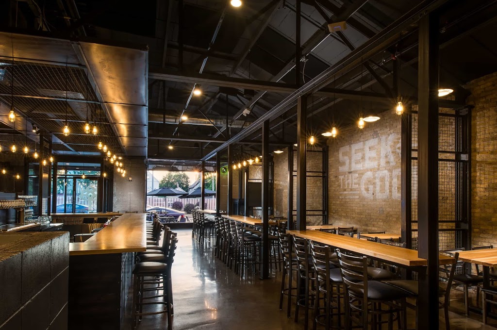 Good City Brewing | restaurant | 2108 N Farwell Ave, Milwaukee, WI 53202, USA | 4145394343 OR +1 414-539-4343