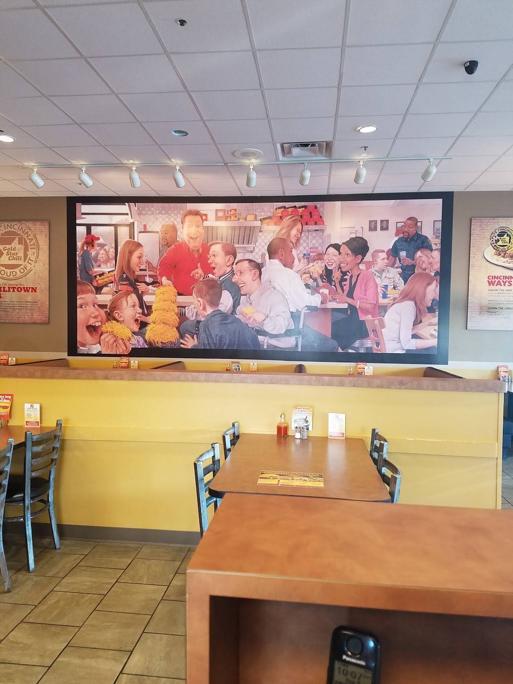 Gold Star Chili | restaurant | 3735 Palomar Centre Dr #10, Lexington, KY 40513, USA | 8592198444 OR +1 859-219-8444