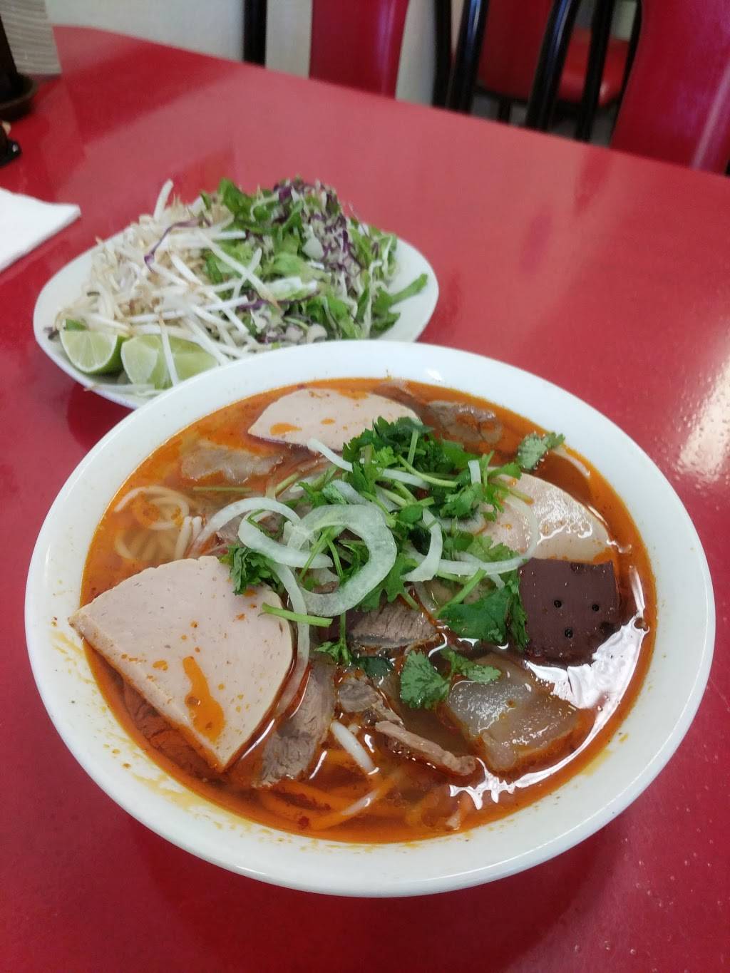 Mien Trung Restaurant | restaurant | 7530 Mesa College Dr, San Diego, CA 92111, USA | 8585760962 OR +1 858-576-0962