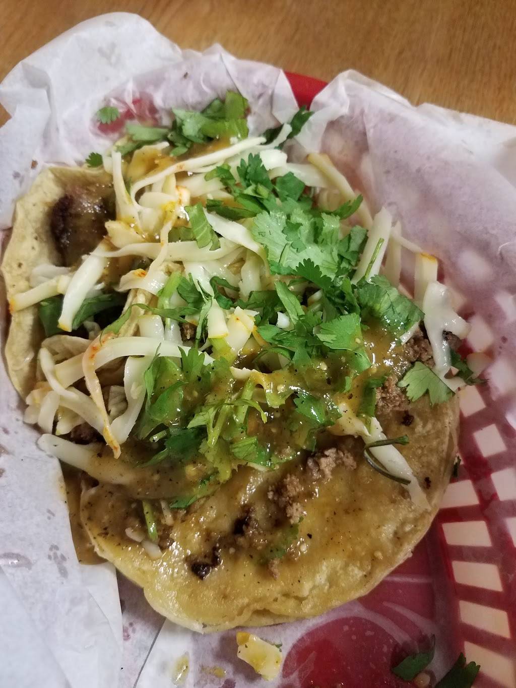 Mexican Restaurant & Grocery | restaurant | Bell Rd, Niles, MI 49120, USA | 2696878077 OR +1 269-687-8077