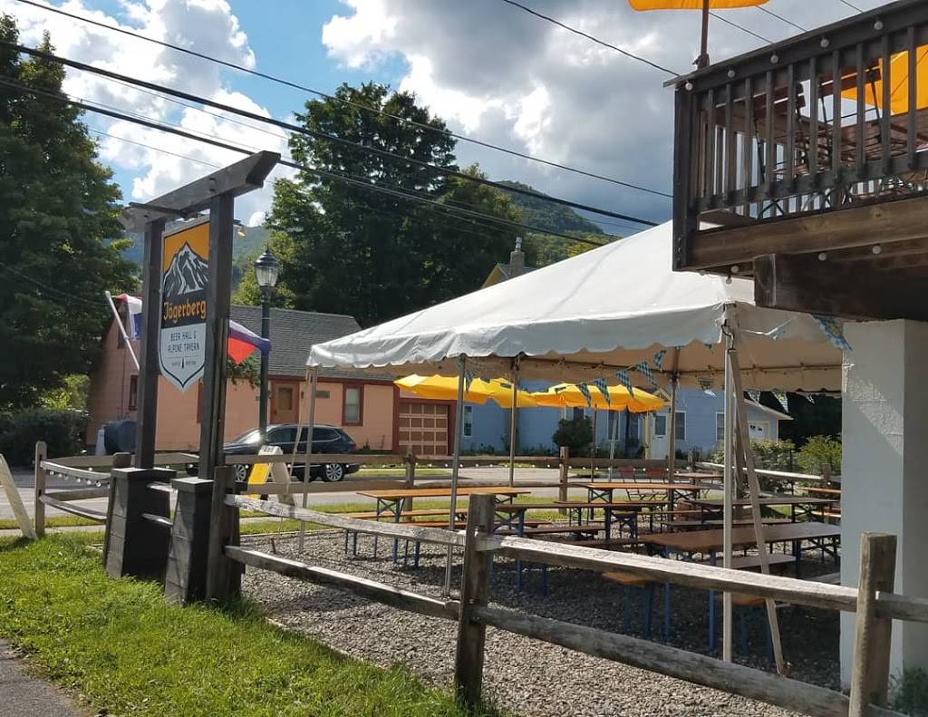 Jagerberg Beer Hall and Tavern | restaurant | 7722 Main St, Hunter, NY 12442, USA | 5186285188 OR +1 518-628-5188