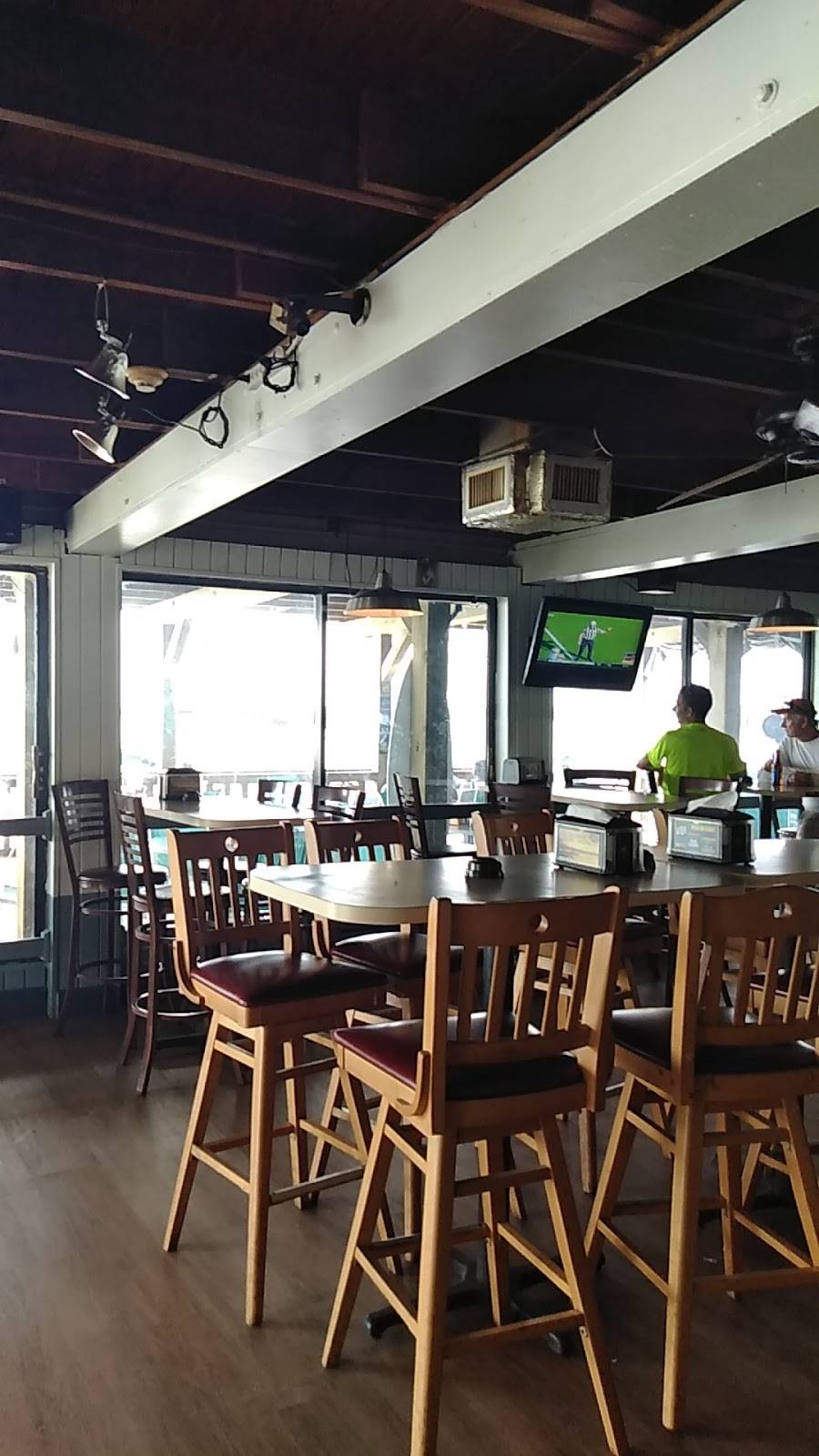 Old Man Franks | restaurant | 1005 Lake Howard Dr SW, Winter Haven, FL 33880, USA | 8632949179 OR +1 863-294-9179