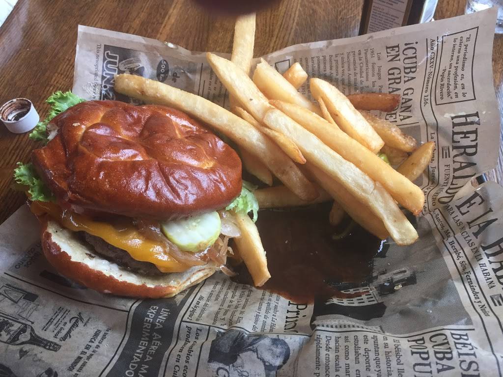 Mias | restaurant | 30040 CA-108, Cold Springs, CA 95335, USA | 2099654591 OR +1 209-965-4591