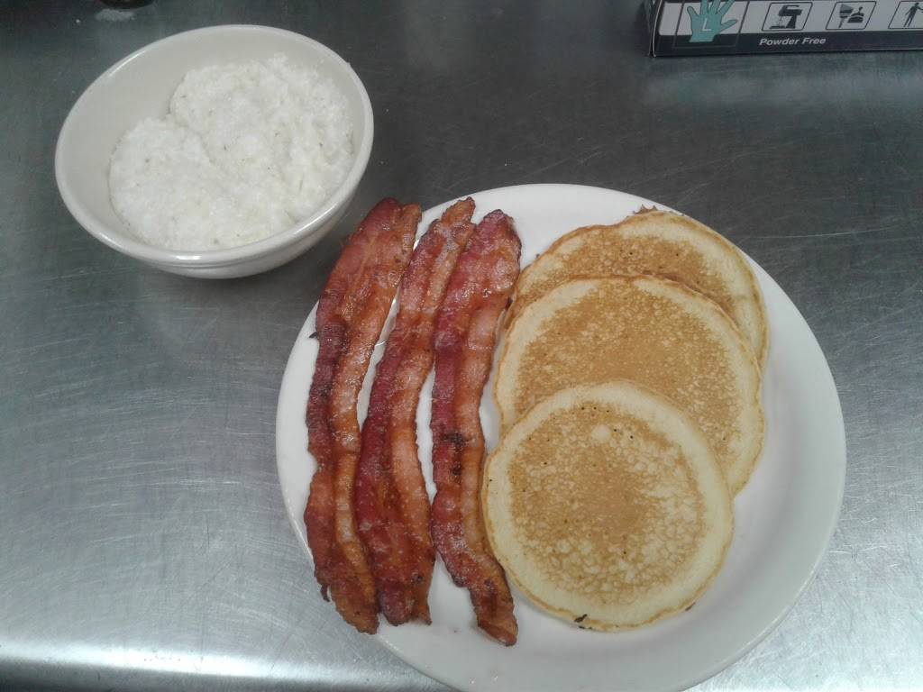 Geralds Donuts | bakery | 6901 St Claude Ave, Arabi, LA 70032, USA | 5042770030 OR +1 504-277-0030