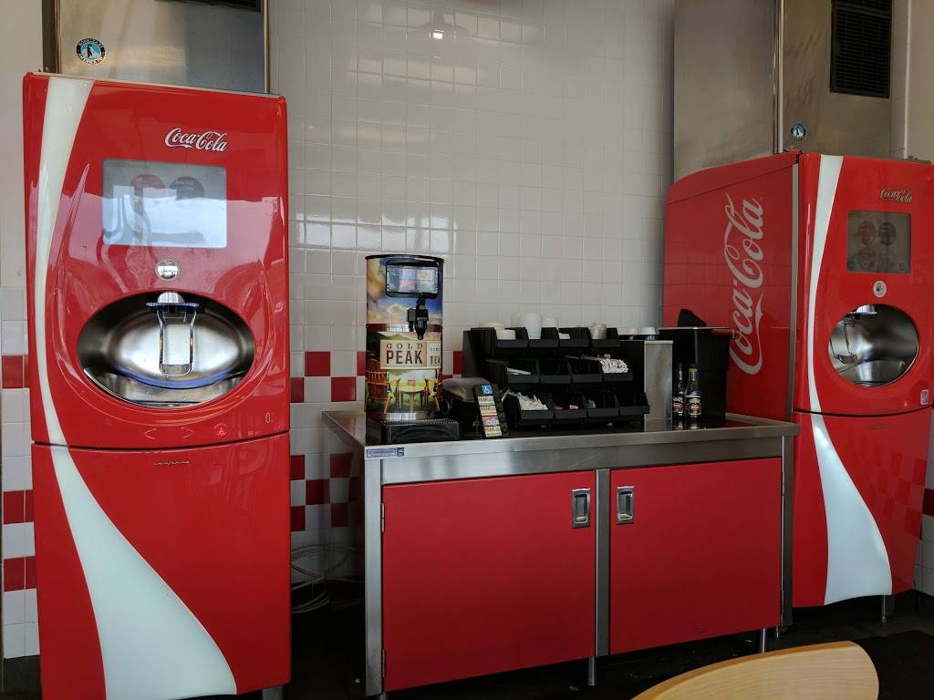 Five Guys | meal takeaway | 350 NY-110, Huntington Station, NY 11746, USA | 6312714144 OR +1 631-271-4144